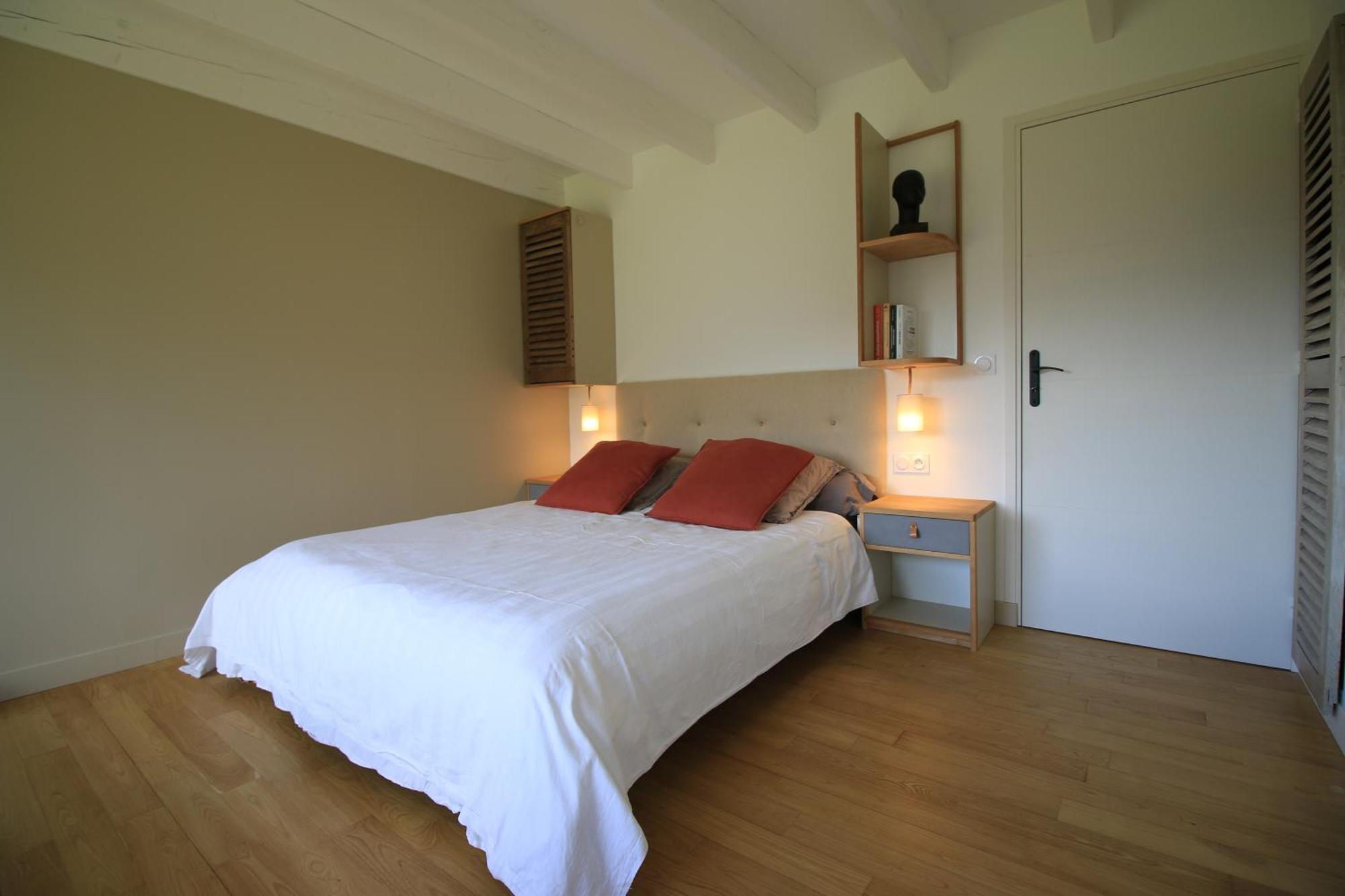 לינה וארוחת בוקר Marcoles Aux Logis De Fonfroide Chez Mylene & David מראה חיצוני תמונה